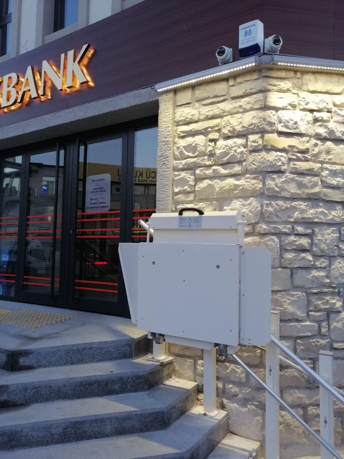 Horizontal Type Disabled Stair Lift